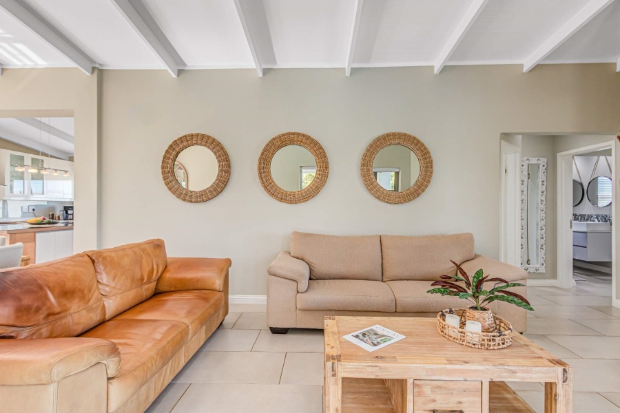 3 Bedroom Property for Sale in Brenton On Sea Western Cape